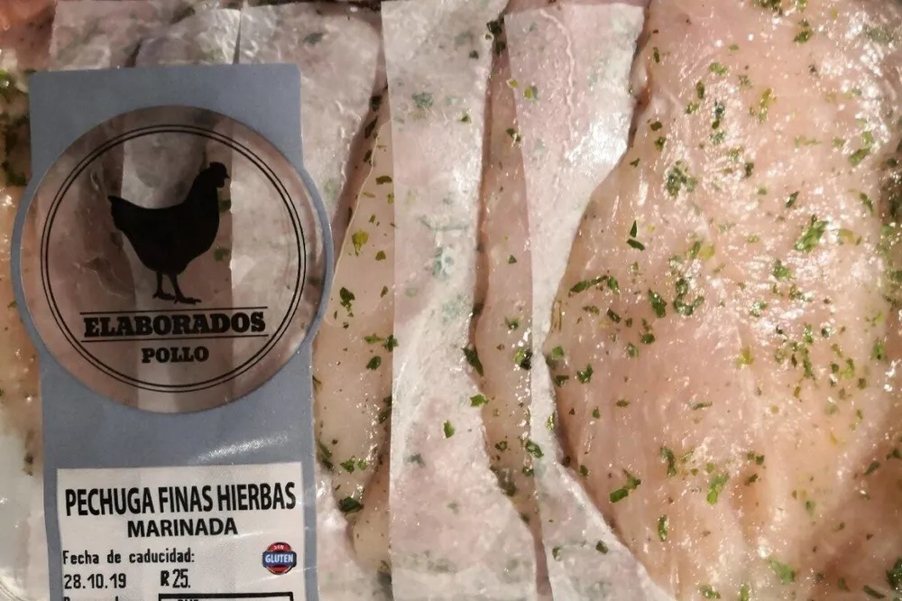 Pechuga de pollo finas hierbas marinada