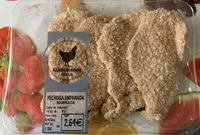 Pechuga de pollo empanada marinada