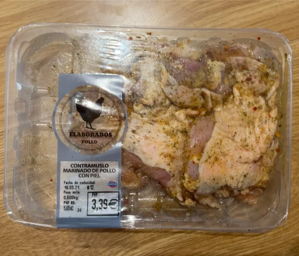 Contramuslo marinado de pollo
