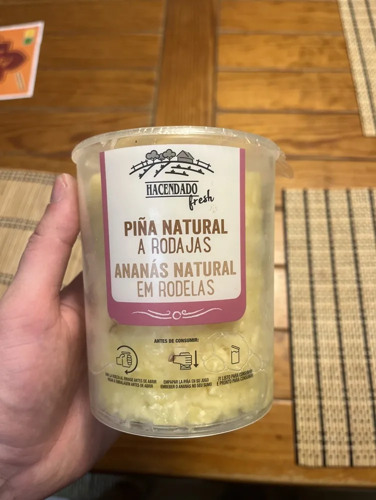 Ananás