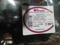 Uva negra sin semilla