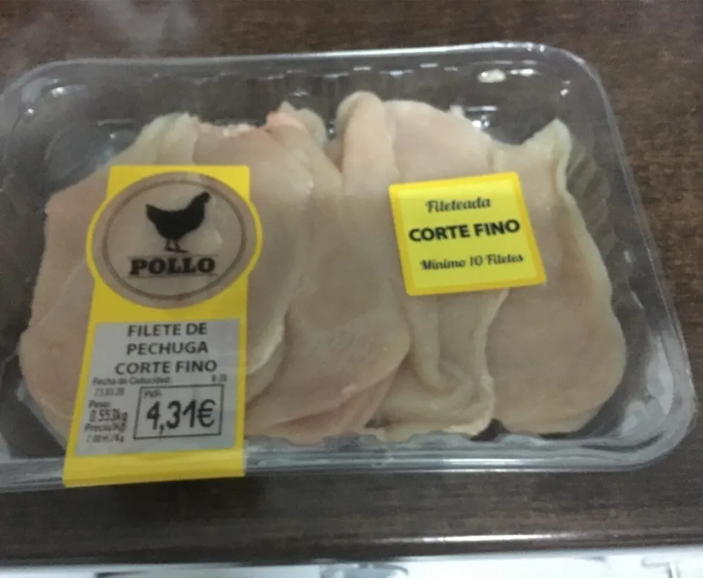 Filete de pechuga de pollo corte fino