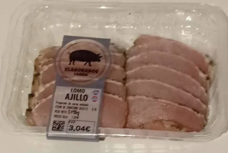 Lomo al ajillo