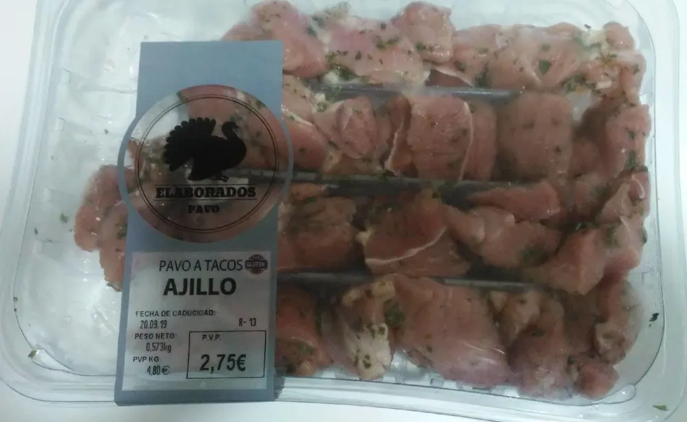 Pavo a tacos al ajillo