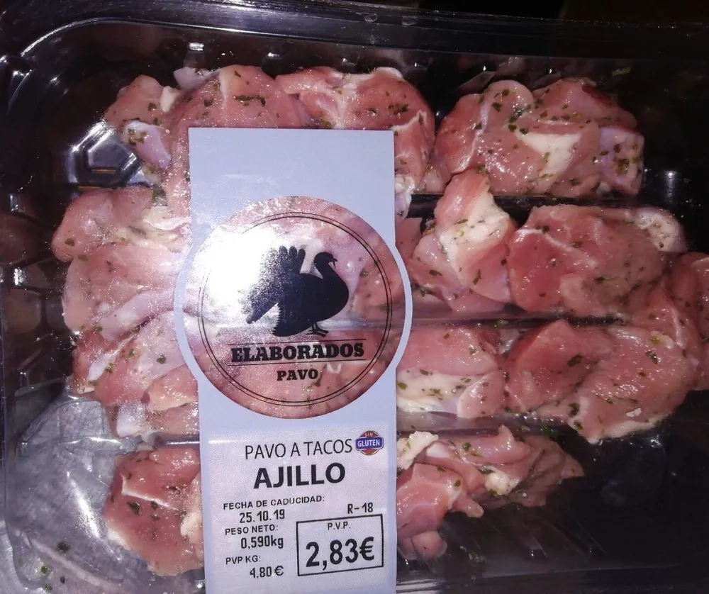 Pavo a tacos ajillo