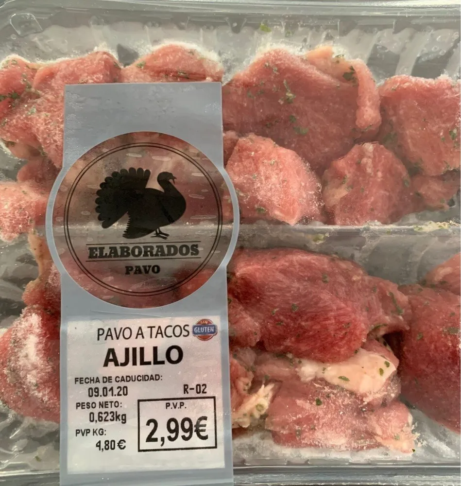 Pavo a tacos al ajillo