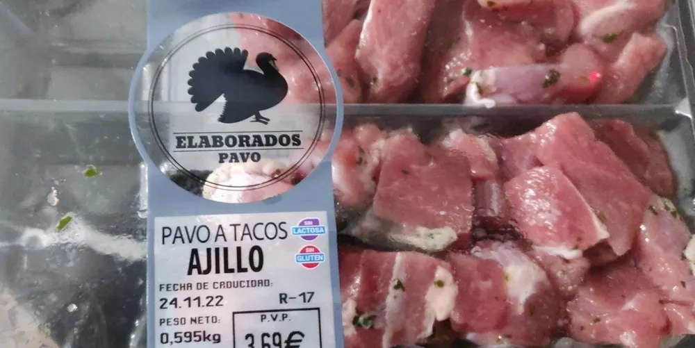 Pavo a tacos ajillo