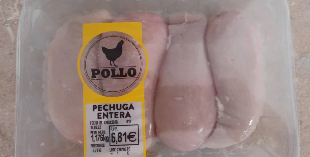 Pollo Pechuga entera