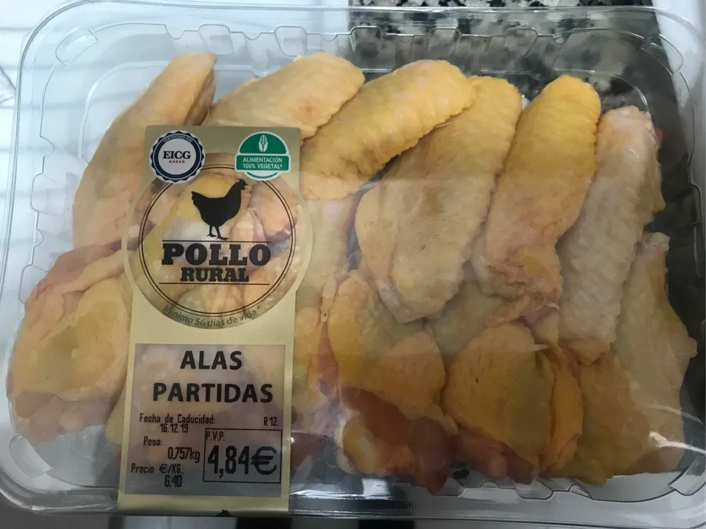 Alitas de pollo rural