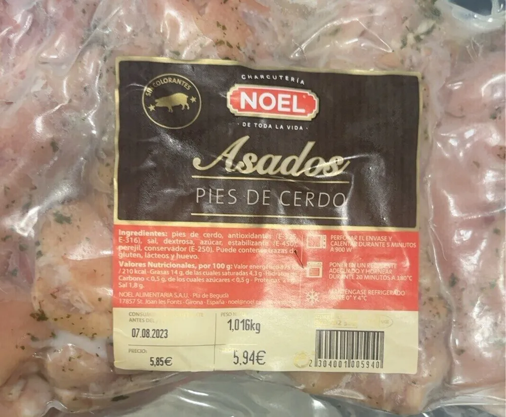 Pies de cerdo asados