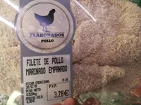 Filete de pollo marinado empanado