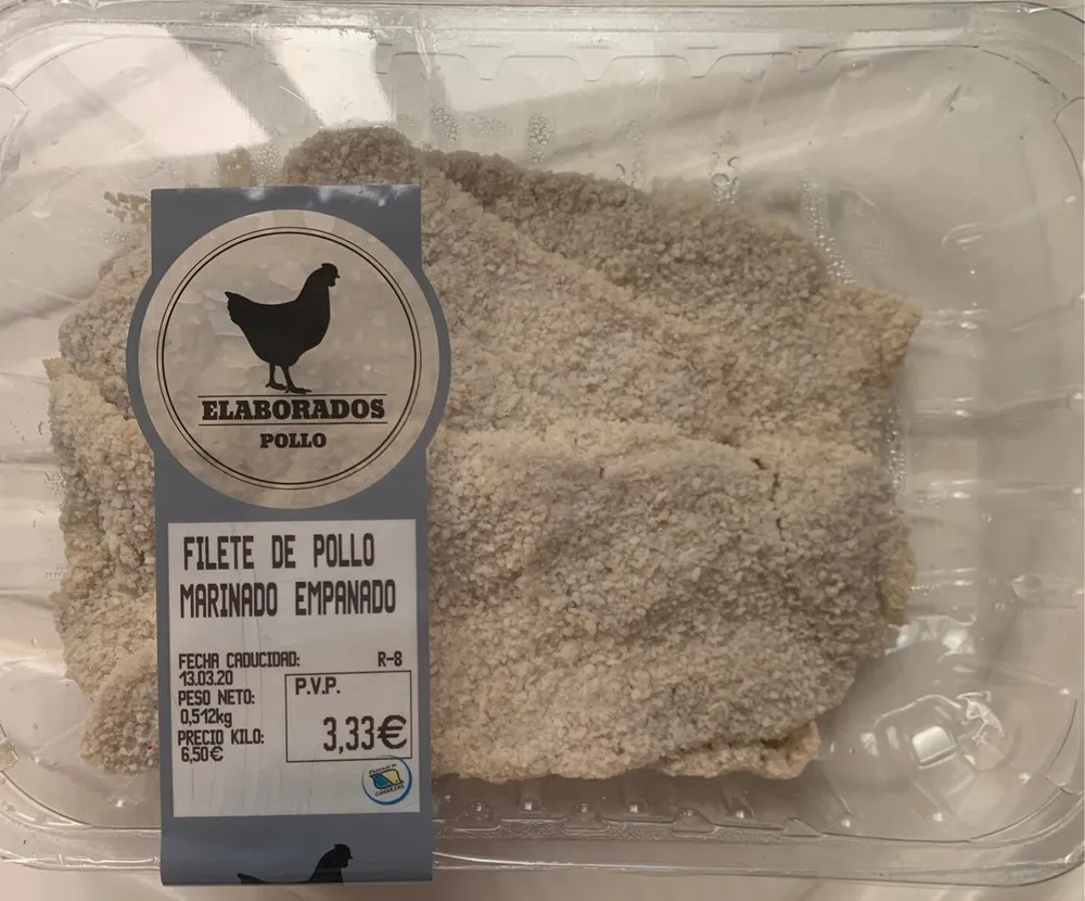 Filete de pollo marinado empanadao