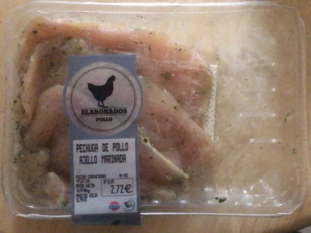 Pechuga de pollo ajillo marinada