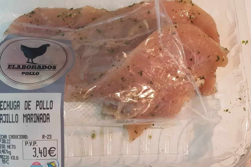 Pechuga de pollo ajillo marinada