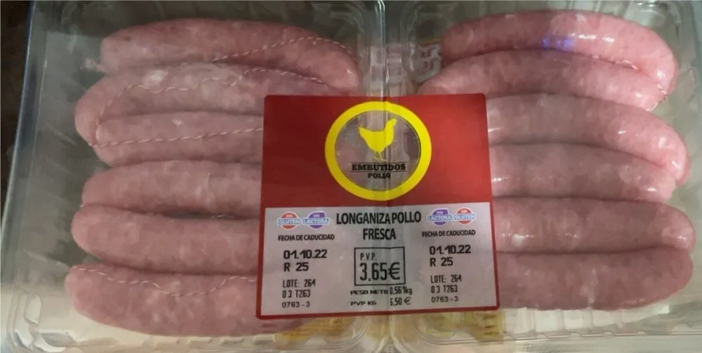 Salchicha de pollo fresca