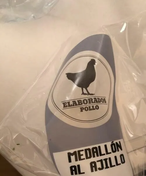 Medallón de pollo al ajillo