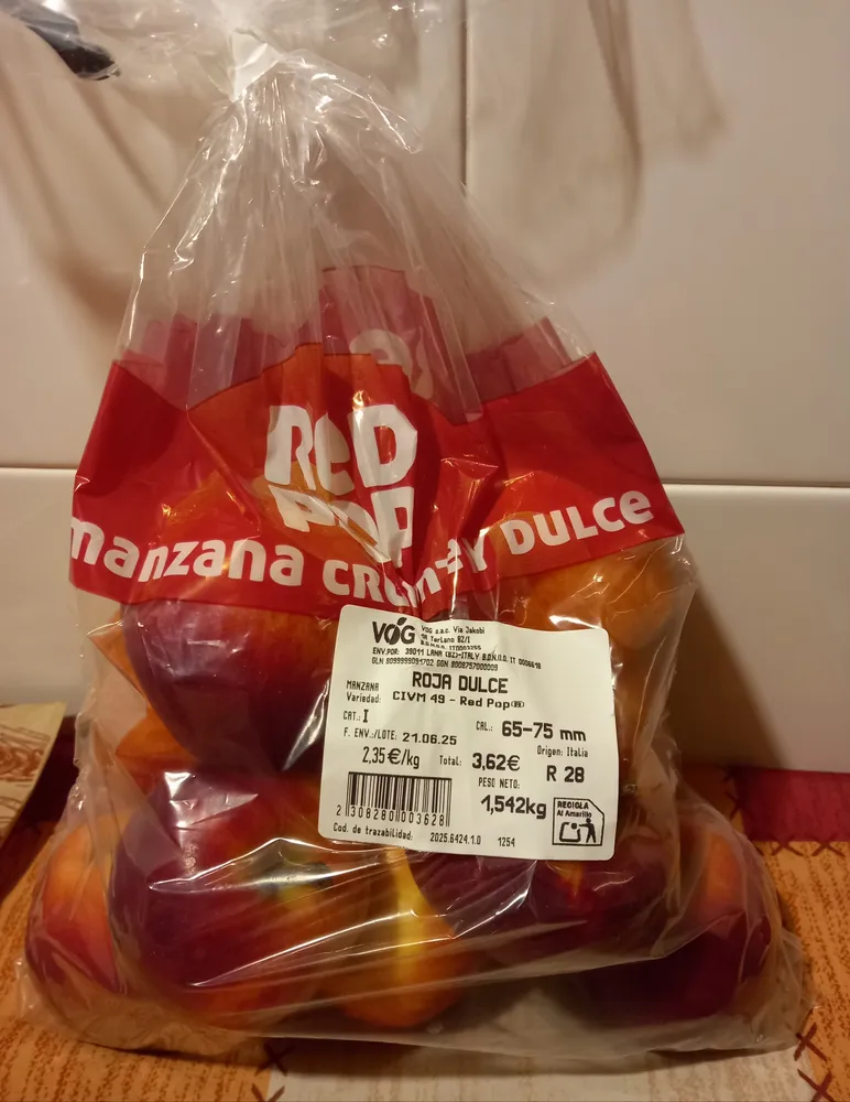 Manzana roja dulce red-pop