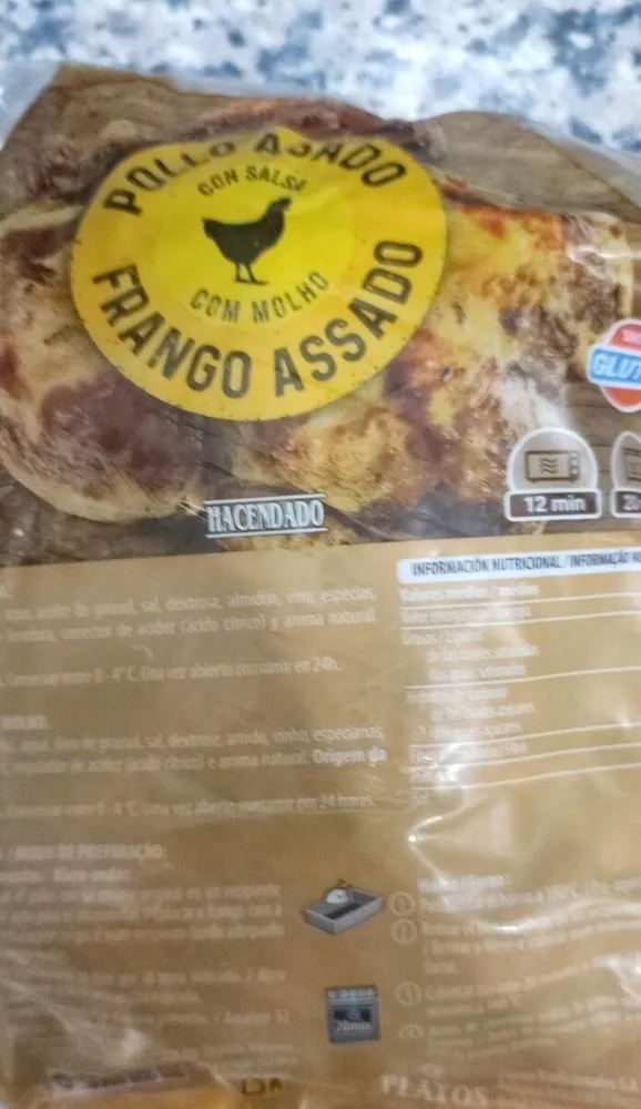 Pollo asado con salsa
