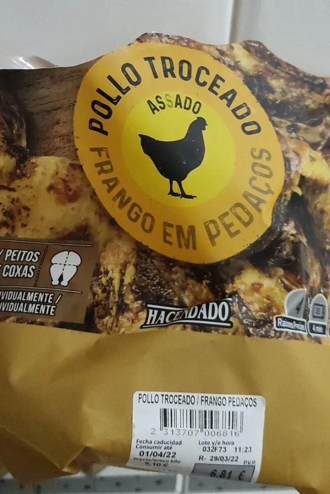 Pollo asado troceado