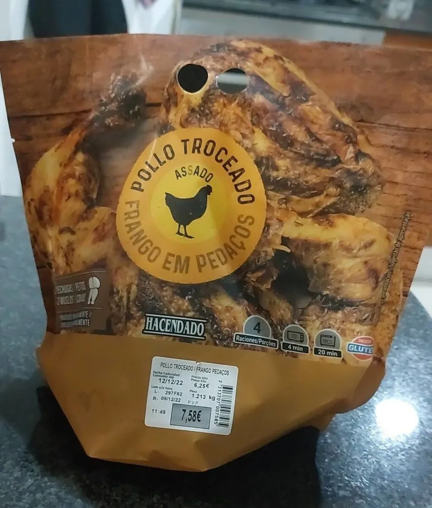 Pollo troceado asado