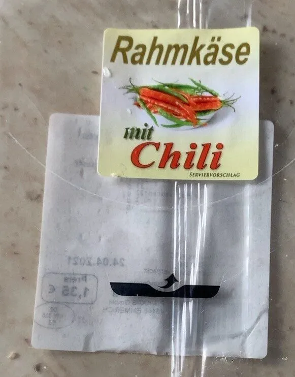 Rahmkäse mit Chili