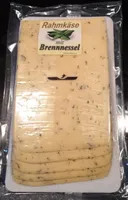 Rahmkase mit brenessel