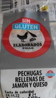 Filete de pechuga de pollo rellena de jamón y queso fundido