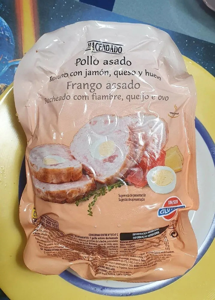 Pollo asado relleno con jamón queso y huevo