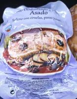Pollo asado relleno con ciruelas, pasas y  nueces