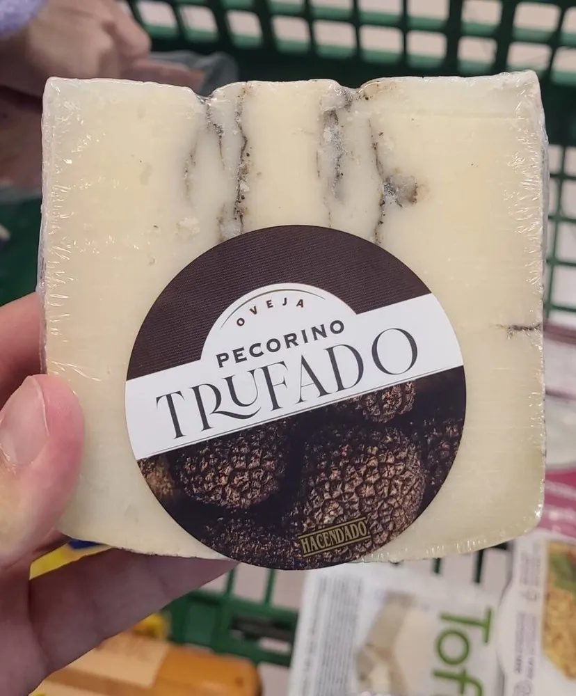 Queso Pecorino Trufado
