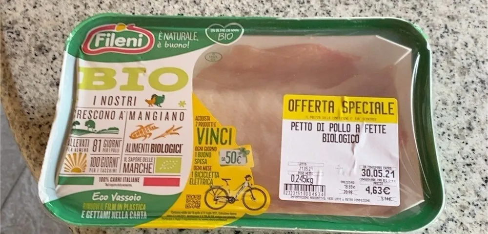 Pollo a fette biologico