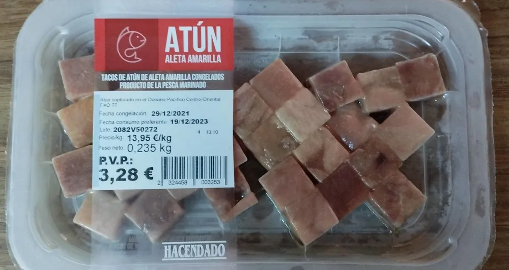 Tacos de atún de aleta amarilla congelados