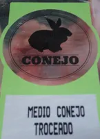 Medio CONEJO Troceado