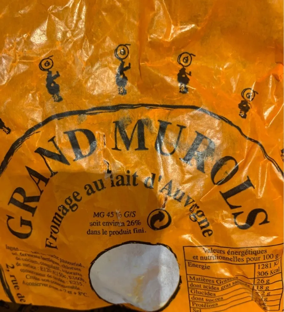 Grand murols