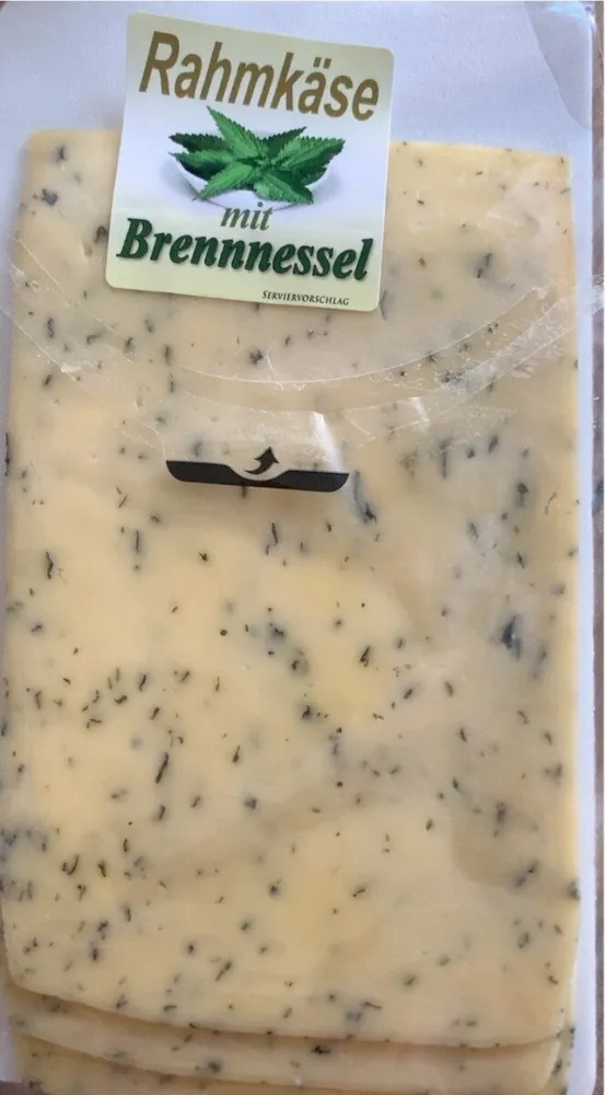 Rahmkäse mit Brennessel