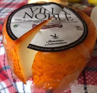 Queso de cabra madurado con pimentón de la vera