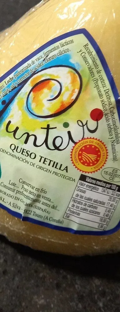 Queso tetilla