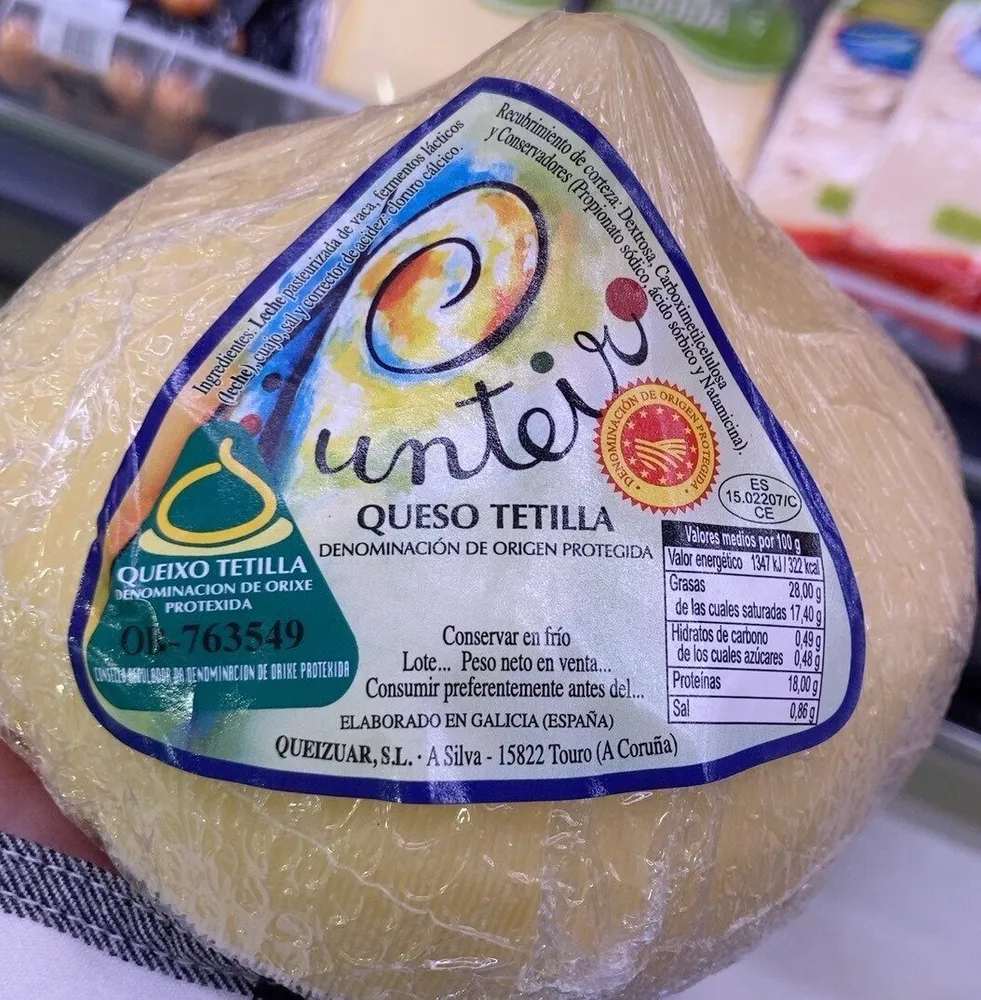 Queso tetilla