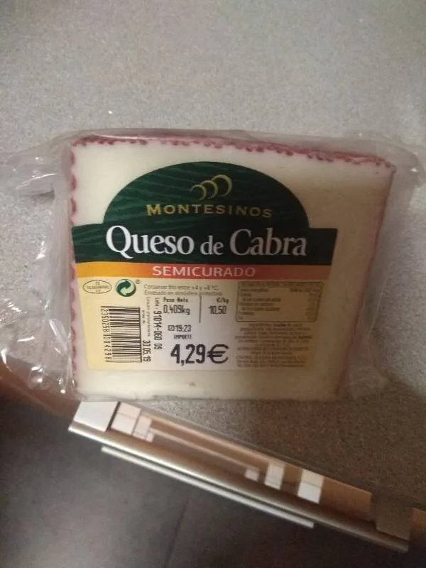 Queso de cabra semicurado