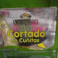 Queso tierno cortado en cuñitas