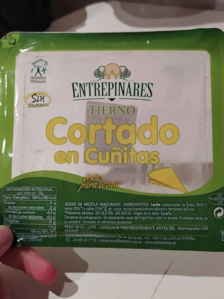 queso  tierno cortado en cuñitas