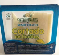 Queso semicurado en cuñitas