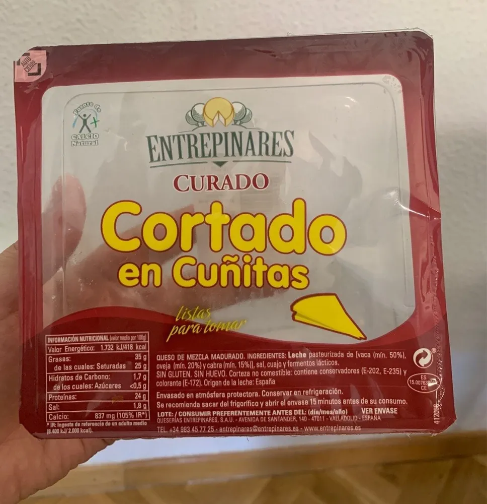 Queso Curado cortado en cuñitas