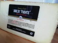 Queso de Oveja añejo fuerte