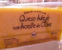 Queso añejo con aceite de oliva
