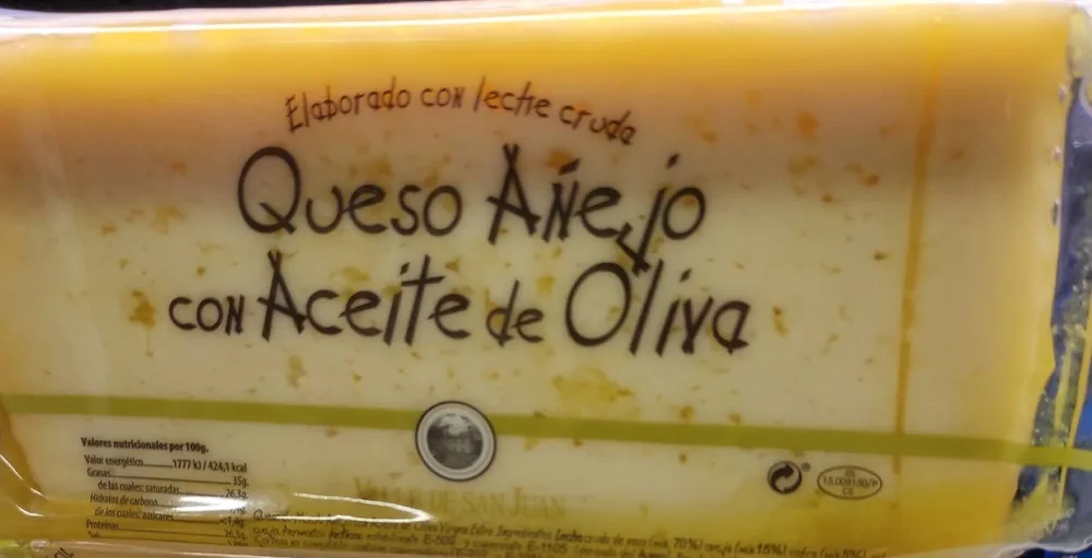 Queso añejo con aceite de oliva