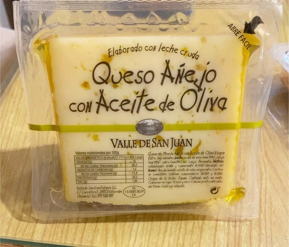 Queso añejo con aceite de oliva