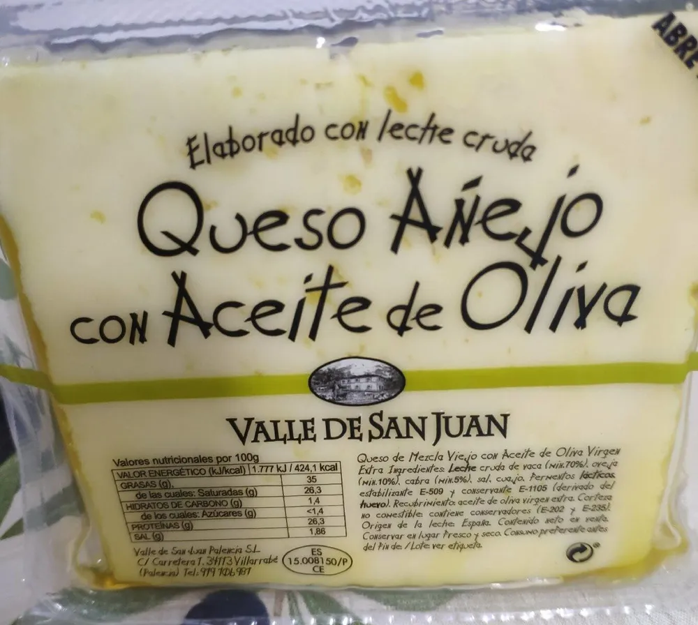 Queso añejo con aceite de oliva