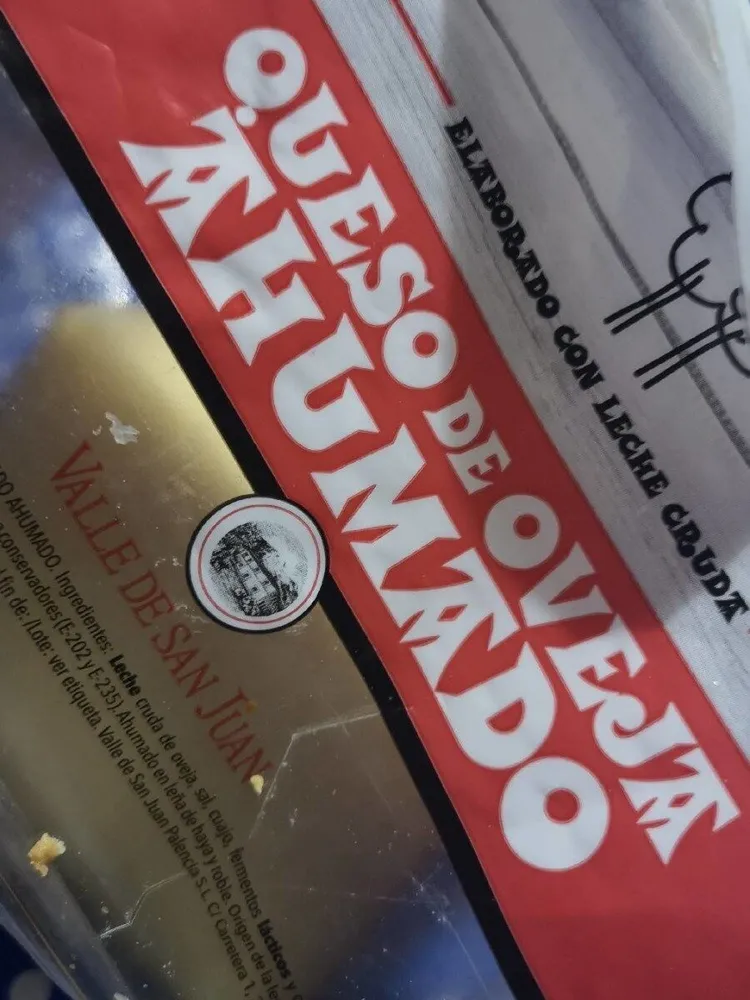 Queso de ovejas ahumado