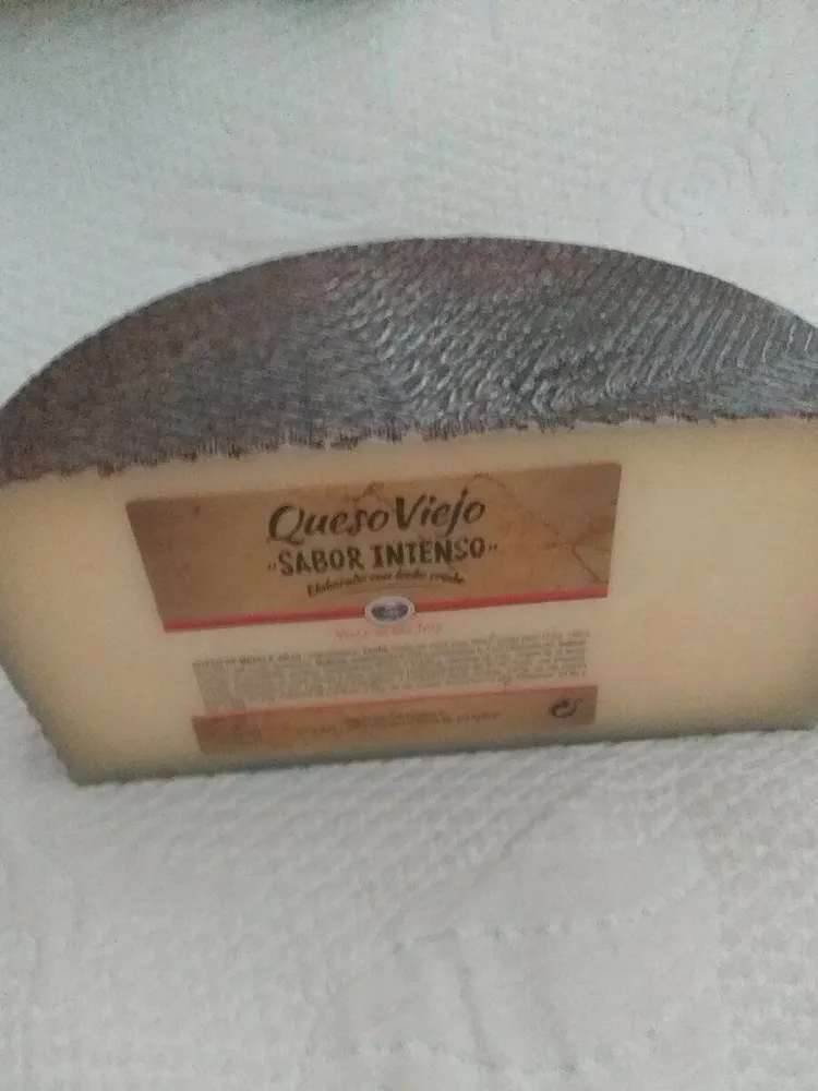 Queso Viejo "SABOR INTENSO" Elaborado con leche curada